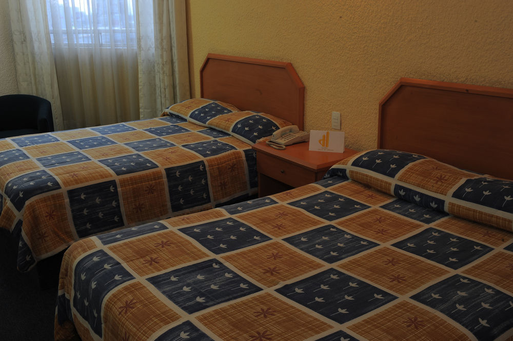Hotel Valle De Mexico Toreo Экстерьер фото